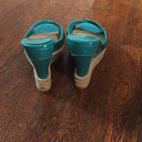 Turquoise heels - Picture 3 of 3